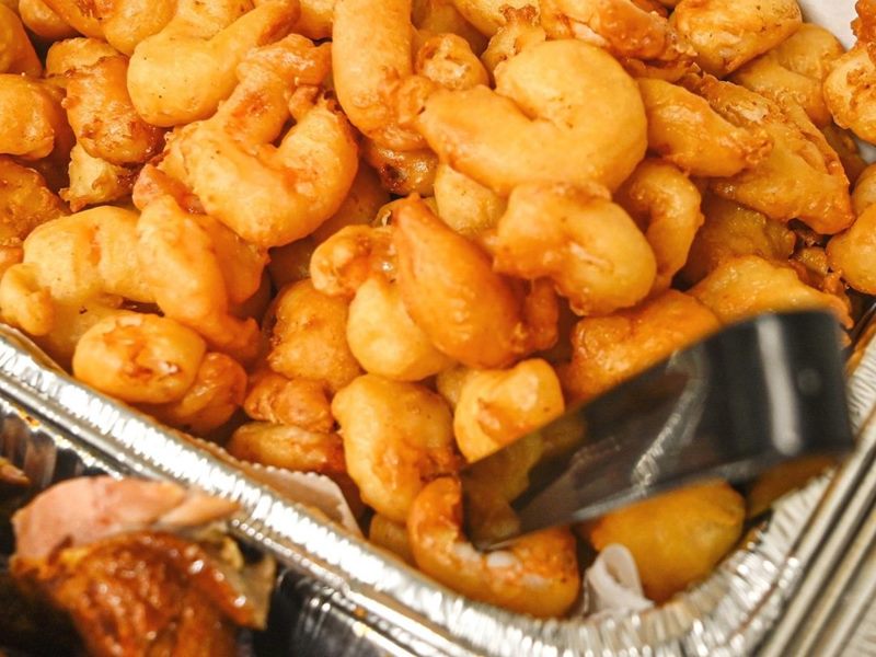 Vicki's Bar-B-Q food